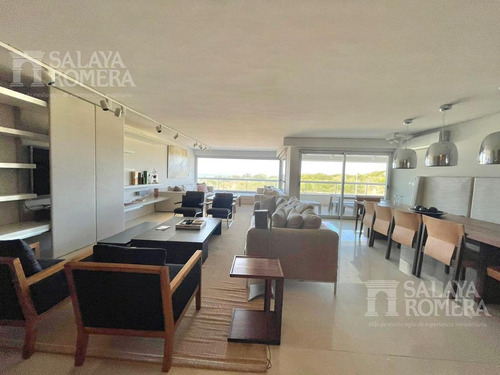 Imagen 6 de 28 de Venta - Apartamento De Categoria , Primera Linea Brava Sap4325120.