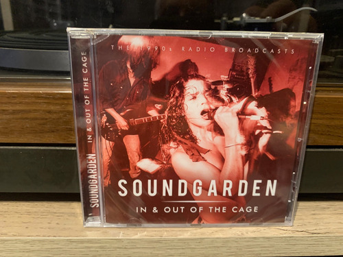 Soundgarden - In & Out Of The Cage - Cd Importado Europeo