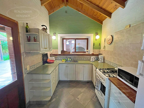 Casa Chalet C/ Enorme Jardín - 7 Personas - Carilo