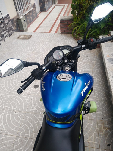 Pulsar Ns200
