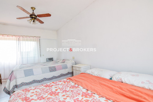 Casa En Venta En Castelar