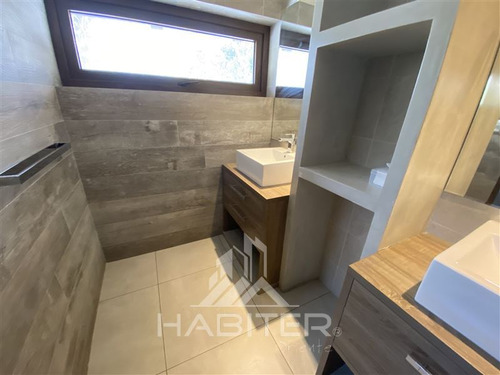 Exclusiva Casa En Venta 5d Cerca Sport Francés En Vitacura