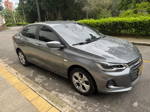 Chevrolet Onix 1.0t Automática