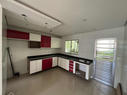 Excelente Casa Com Duas Suítes