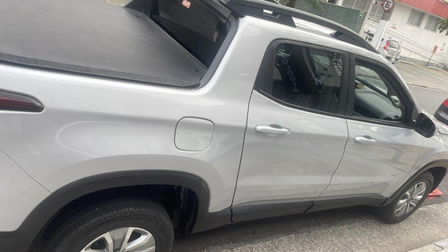 Imagem 5 de 8 de Fiat Toro