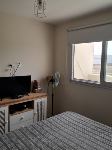 Imagen 7 de 11 de Venta- Duplex En Los Robles Etapa 4