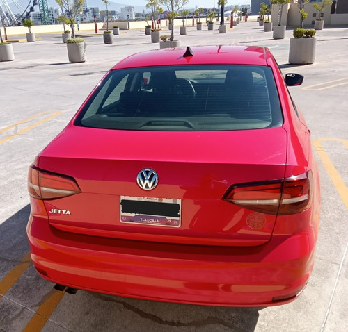 Volkswagen Jetta 2.0 Tiptronic At