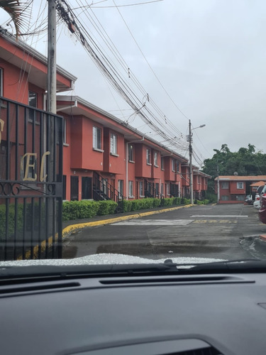 Imagen 2 de 9 de Venta De Apartamento, Ubicado En Quesada Durán