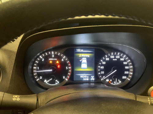 Nissan Pick Up Np 300 2.3 Frontier 4x4 2017 En Marcha