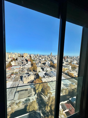Venta Apartamento 2 Dormitorios Centro Edificio Nostrum Bay