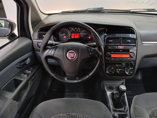 Fiat Linea 1.9 MPI HLX 16V FLEX 4P MANUAL