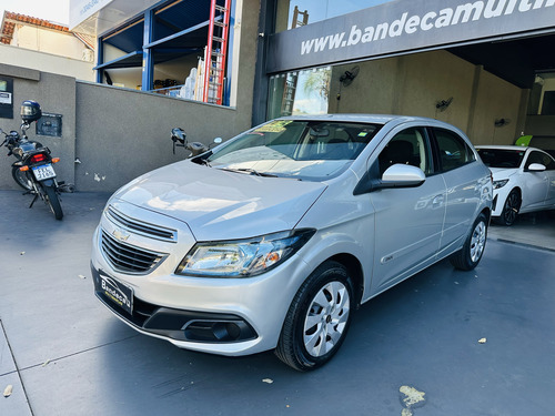 Chevrolet Onix 1.4 MPFI LT 8V FLEX 4P MANUAL