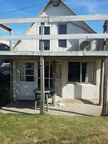 Alquiler Temporario Casa Punta Del Diablo Frente Al Mar 4pax