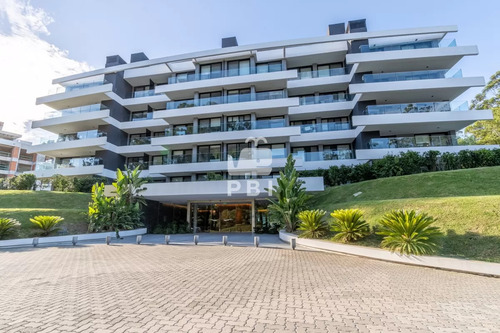 Apartamento De 2 Dormitorios En Crystal Views, Solana - Crystal View - Ref : Pbi13322