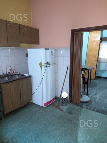 Imagen 10 de 30 de Venta En Block - 2 Viviendas Y 3 Locales Comerciales. -