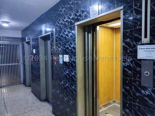 Apartamento En Venta - Ab 25-1023