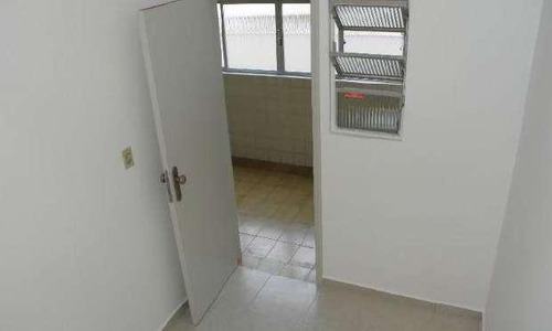 Imagem 4 de 7 de Bem Localizado = Garagem Demarcada - Ap1092