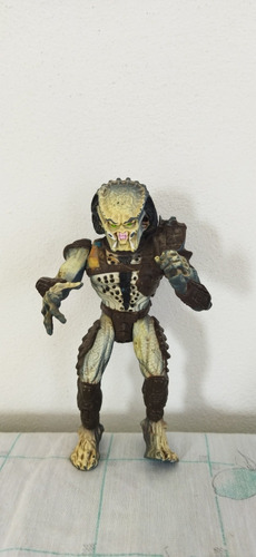 Depredador Kenner 1993   13.5cm