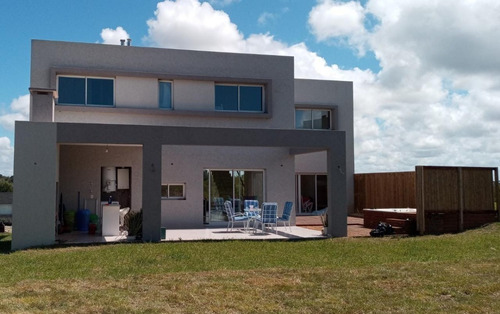 Imagen 1 de 20 de Costa Esmeralda - Linda Casa En Venta En Barrio Golf 1