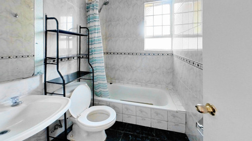 Se Vende Casa, 4 Dorm + 2 Baños. La Serena