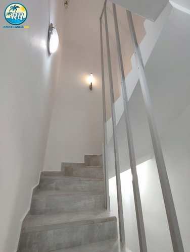 Imagen 24 de 30 de Impecable Town House En Venta En Res. Villas Santorini