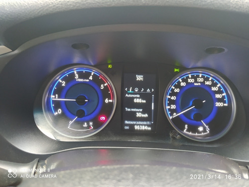 Toyota Hilux 2.8 Cd Srv 177cv 4x4 2017