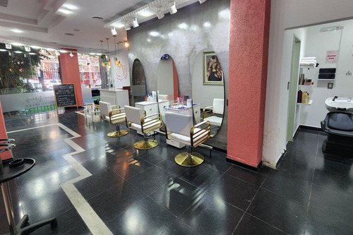 Venta Local En Bernal Centro De 190m2 C/cochera