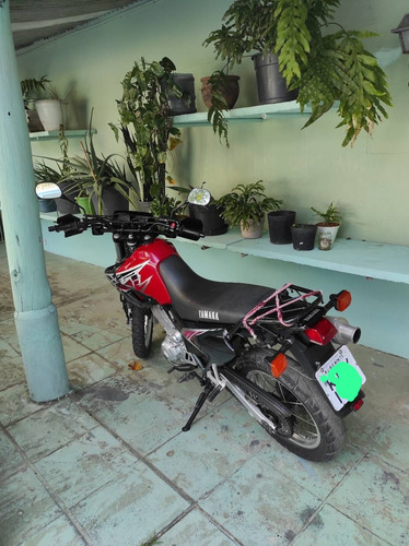 Moto Yamaha Xt 600e