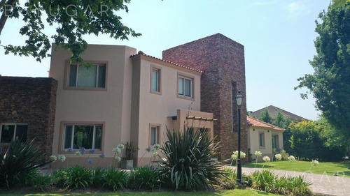 Imagen 4 de 30 de Oportunidad! Venta - Magnífica Casa En Sausalito - Bayugar Negocios Inmobiliarios