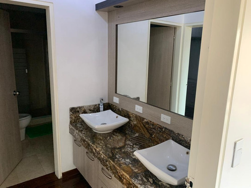 Imagen 12 de 14 de Casavenezia Br Vende Apartamento Caracas Urb. El Rosal