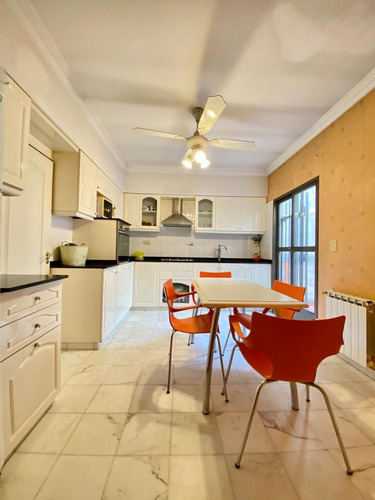 Casa En Venta En Mataderos