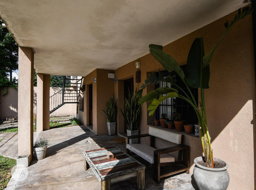 Casa 1 Dormitorio-j.j Paso 8400-rosario Fisherton | Venta