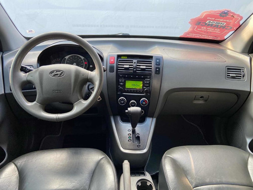 Imagem 5 de 10 de Hyundai Tucson 2010 2.0 Gl 4x2 Aut. 5p