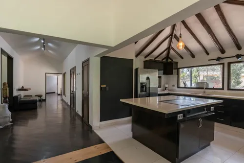 Casa En Arriendo/venta En Vereda El Salitre. Cod A15837