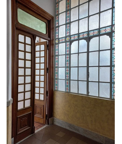 Imagen 3 de 21 de Inmueble Patrimonio Histórico · 4 Dormitorios · Entre Rios 579