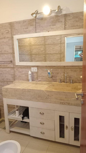 Casa En Venta - 3 Dormitorios 4 Baños - Cocheras - 751mts2 - Exaltación De La Cruz