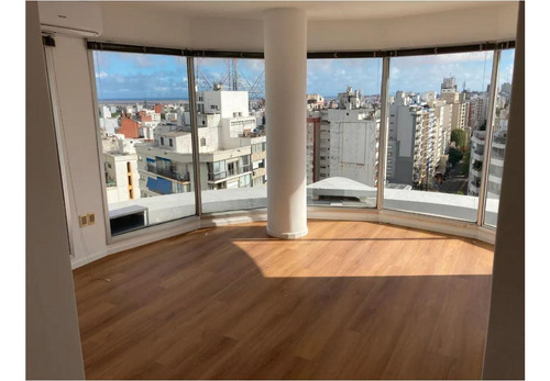 Venta  Apartamento Dos Dormitorios Cochera Tres Cruces Montevideo