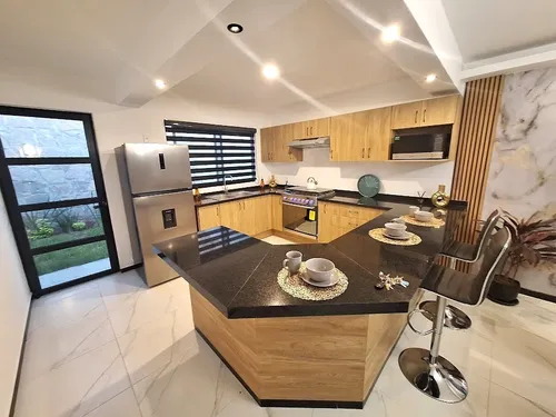 Casa En Venta En Cañadas Del Arroyo, De Un Piso