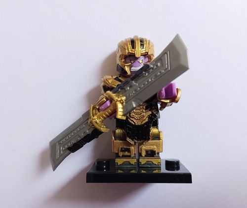 Thanos End Game Figura Marvel Titan Loco Con Armadura