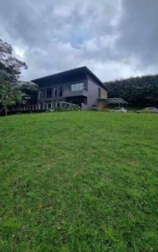 Se Vende Casa Campestre Ubicada En Vereda Pantanillo - Envigado