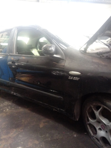 Imagem 4 de 7 de Sucata Fiat Marea 2001 2.4 Elx 4p (venda De Peças)