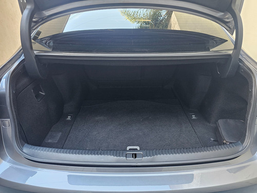 Lexus IS 2.5 300H Luxury