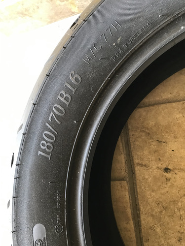 Par Pneu Moto Michelin Scorcher 31 130/80 B17 + 180/70 B16 (Usado)