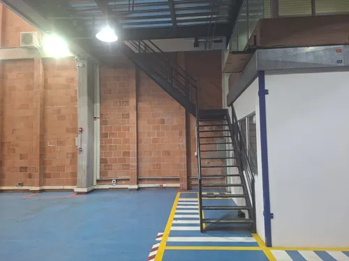 Bodega En Arriendo En Cota. Cod A1614521