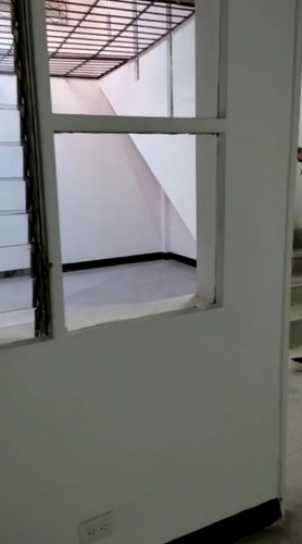 Imagen 2 de 14 de Se Arrienda Casa Para Uso Comercial En Medellin, Los Colores