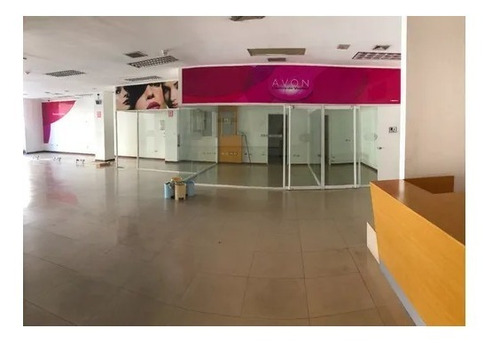 Imagen 4 de 13 de Edificio Industrial, Cerca De Transporte Público Y De Fácil Acceso. Excelente Ubicación