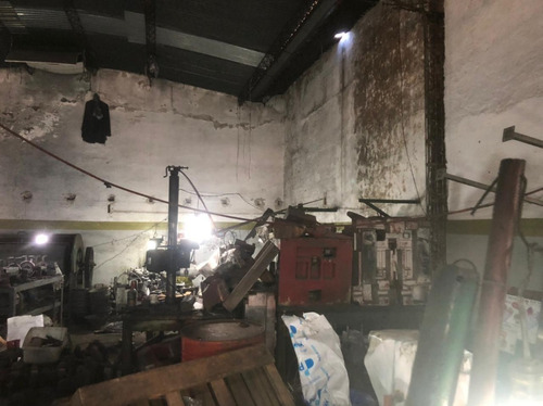 Imagen 5 de 8 de Galpón En Venta 120 M2, En La Tablada