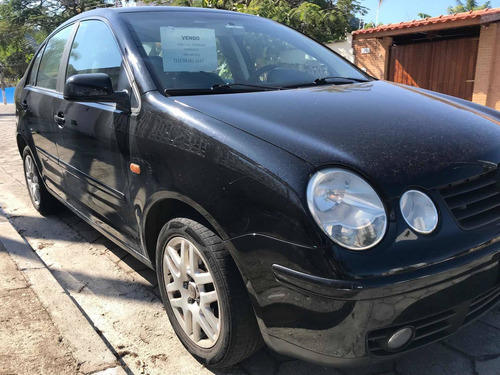 Imagem 1 de 8 de Volkswagen Polo Sedan 2005 2.0 Comfortline 4p