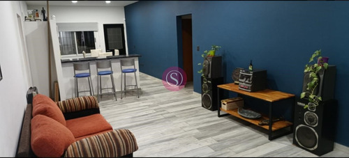 Casa En Venta En De Vicenzo Grande, Del Viso, Pilar