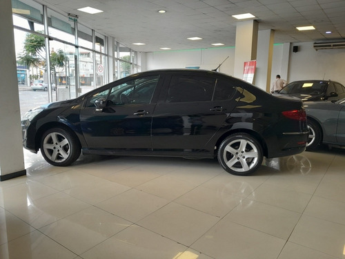 Imagen 4 de 18 de Peugeot 408 2014 1.6 Allure Hdi 115cv Rp